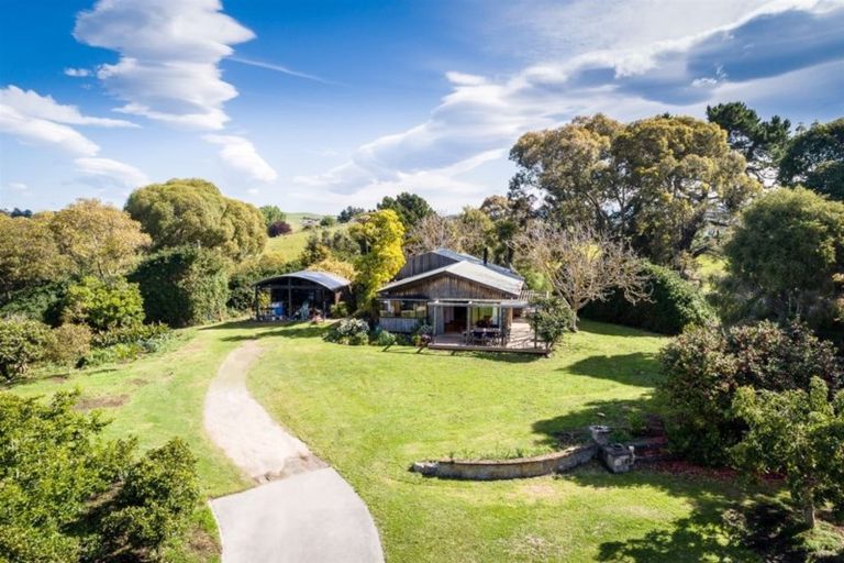 Photo of property in 235 Poraiti Road, Poraiti, Napier, 4182