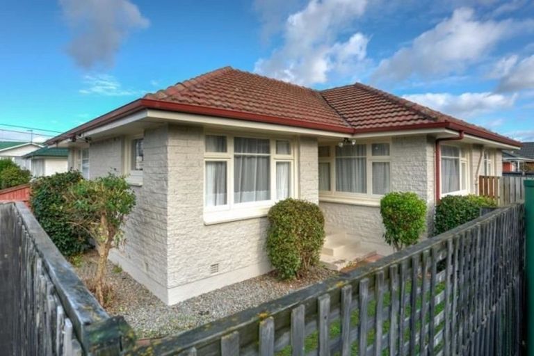 Photo of property in 2/45 Hounslow Street, Ilam, Christchurch, 8041