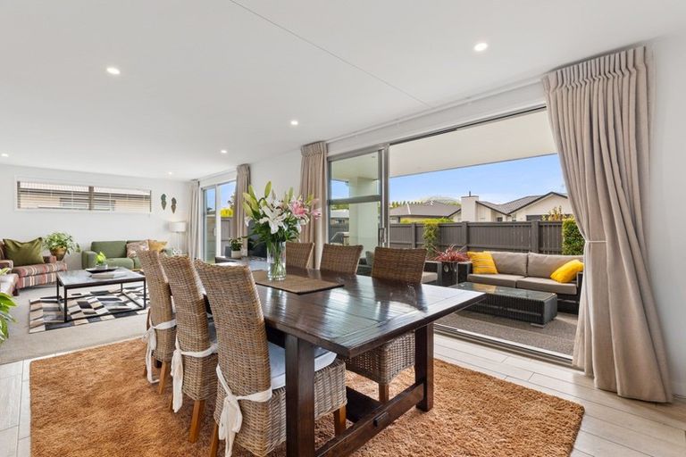 Photo of property in 54 Penetaka Heights, Pyes Pa, Tauranga, 3112