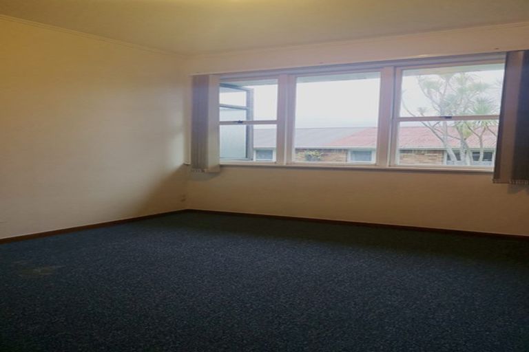 Photo of property in 2/7 Laburnum Road, New Windsor, Auckland, 0600