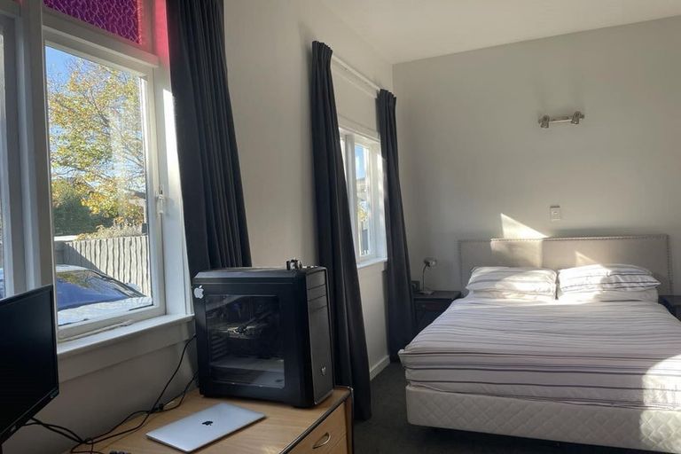 Photo of property in 214 Westminster Street, Mairehau, Christchurch, 8013