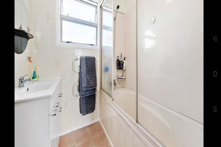 Photo of property in 128 Gills Road, Half Moon Bay, Auckland, 2014