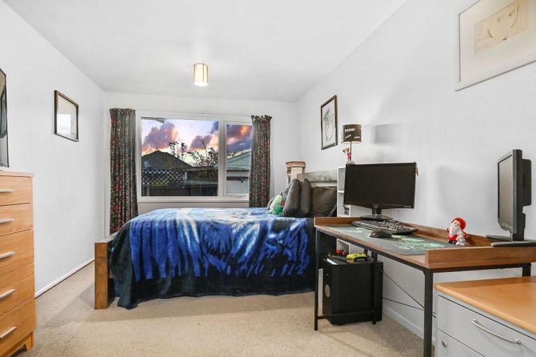 Photo of property in 1/58 Clydesdale Street, Woolston, Christchurch, 8062