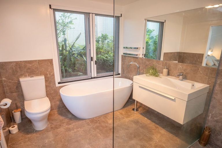 Photo of property in 27 Adamson Road, Taipa, 0420