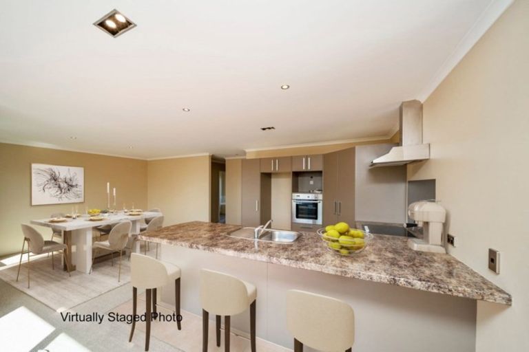 Photo of property in 3 Manuka Place, Whalers Gate, New Plymouth, 4310