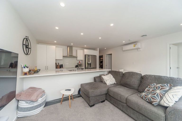 Photo of property in 29a Compton Crescent, Taita, Lower Hutt, 5011