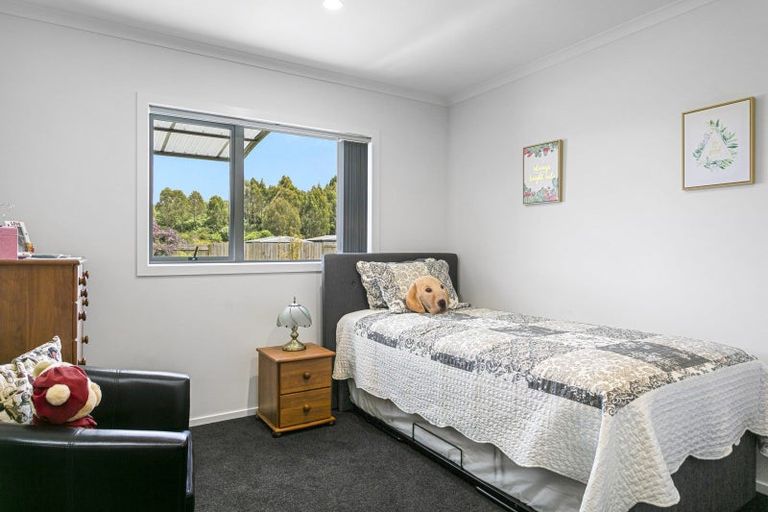 Photo of property in 8 Kahikatea Drive, Kinloch, Taupo, 3377