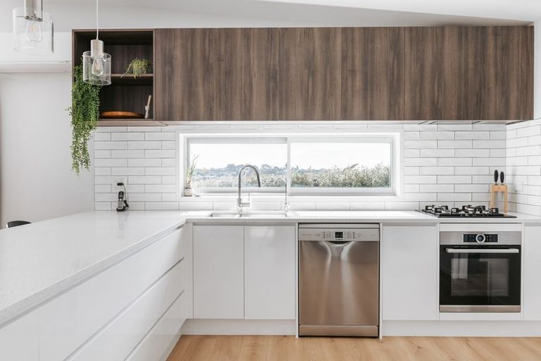 Photo of property in 60c Margaret Drive, Omokoroa, 3114