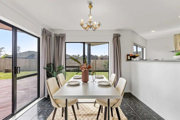 Photo of property in 73 Burswood Drive, Burswood, Auckland, 2013