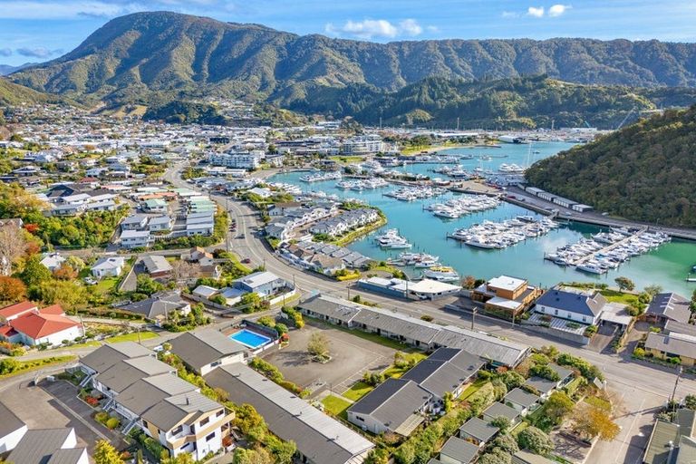 Photo of property in 4e Rutland Street, Picton, 7220