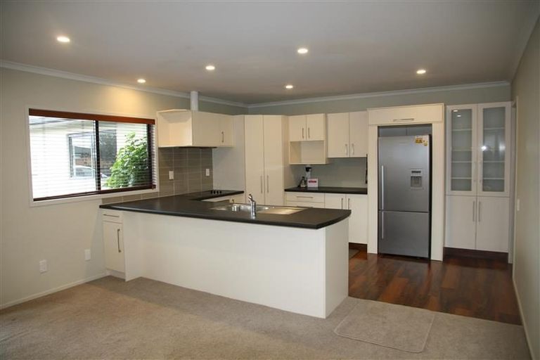 Photo of property in 112b Avondale Road, Taradale, Napier, 4112