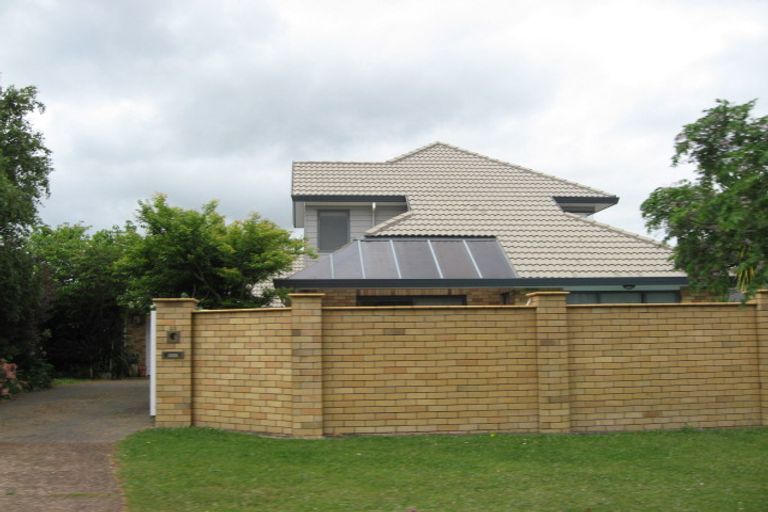 Photo of property in 25 Reynard Terrace, Conifer Grove, Takanini, 2112