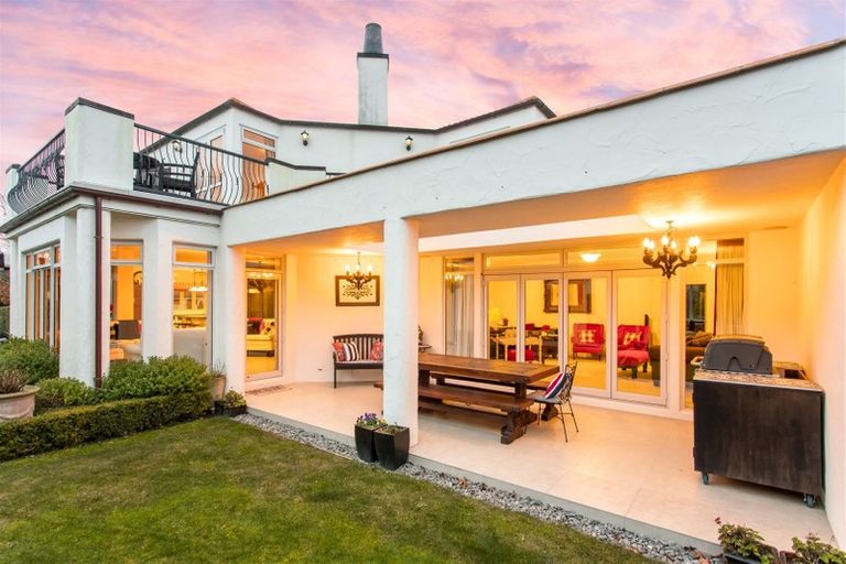 Photo of property in 8 Haddon Lane, Harewood, Christchurch, 8051