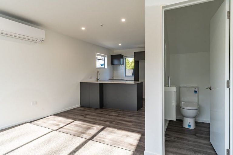 Photo of property in 7/51 Hills Road, Edgeware, Christchurch, 8013