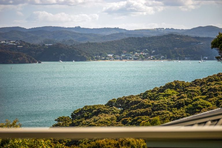 Photo of property in 8 Titore Way, Russell, 0202