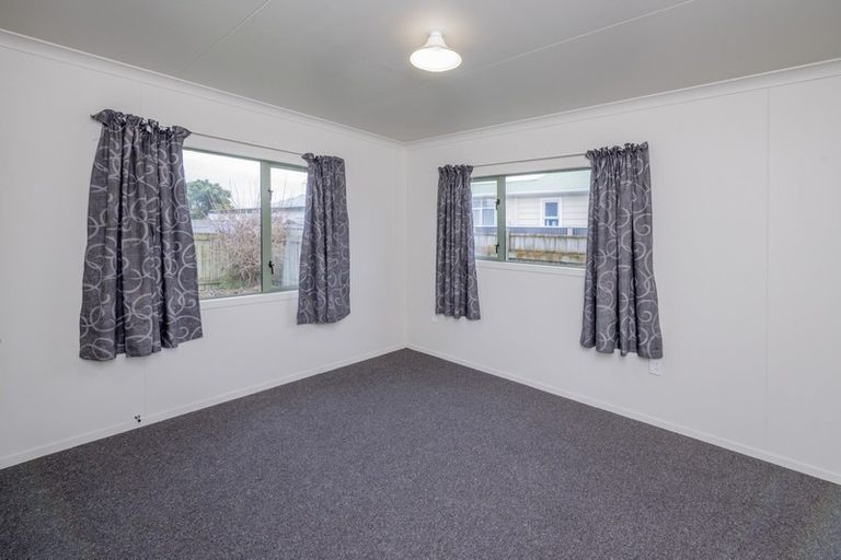 Photo of property in 141a Bartholomew Road, Levin, 5510