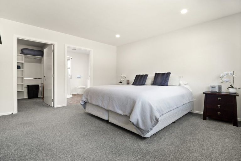 Photo of property in 9 Tate Crescent, Green Island, Dunedin, 9018