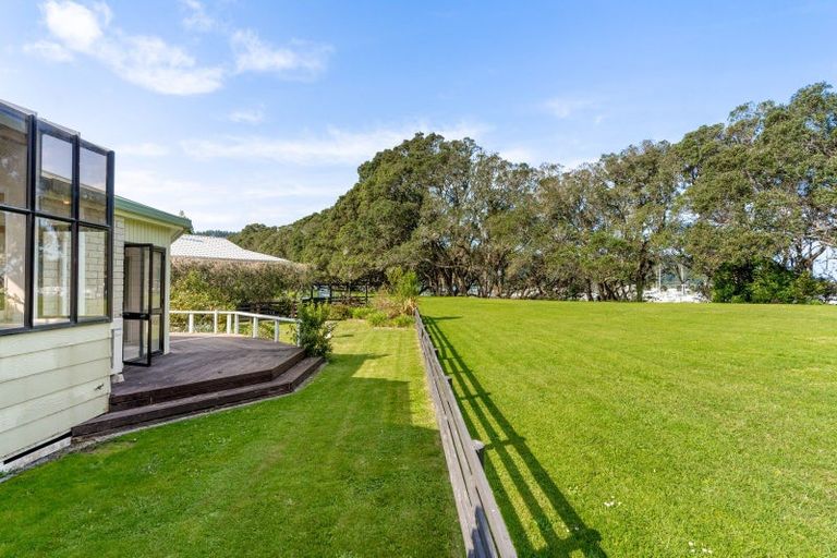 Photo of property in 111 Moana Anu Anu Avenue, Whangamata, 3620