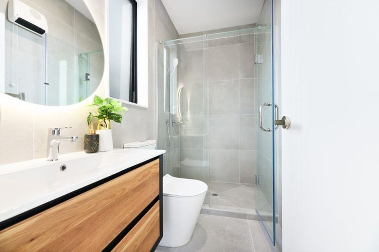 Photo of property in 95c Swanson Road, Henderson, Auckland, 0610