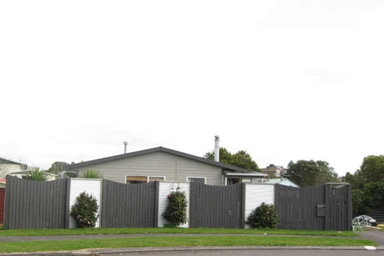Photo of property in 17 Villa Place, Bell Block, New Plymouth, 4312