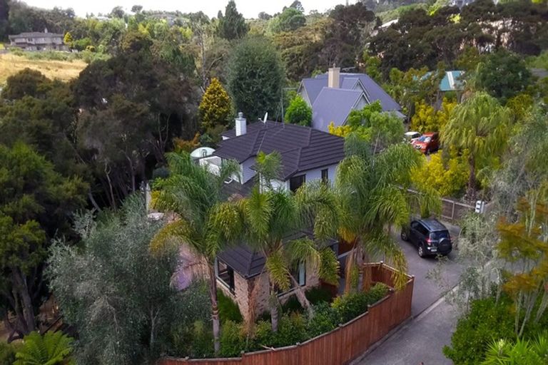 Photo of property in 29a Wicklam Lane, Greenhithe, Auckland, 0632