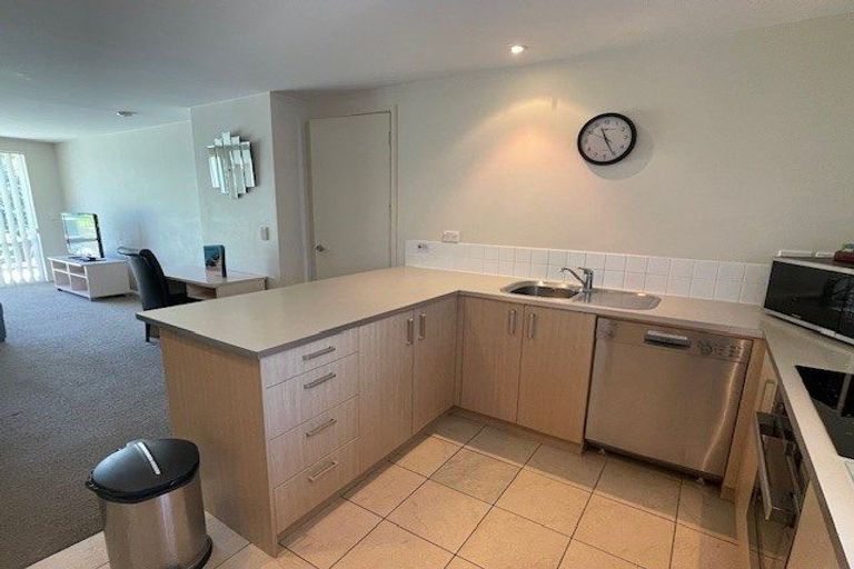 Photo of property in 2/25 Opito Way, East Tamaki, Auckland, 2013