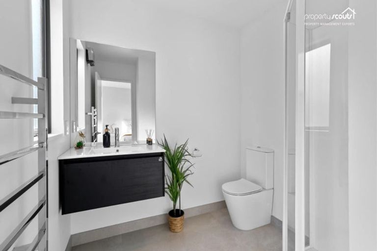 Photo of property in 2 Tarata Way, Lower Shotover, 9304