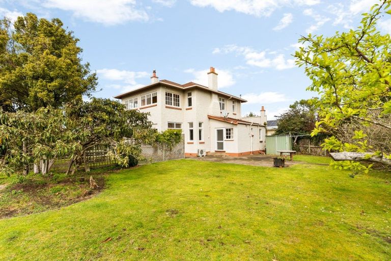 Photo of property in 12 Cambridge Street, Gonville, Whanganui, 4501