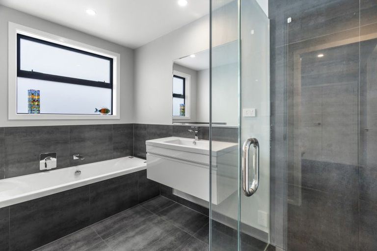 Photo of property in 130 Coast Boulevard, Papamoa Beach, Papamoa, 3118