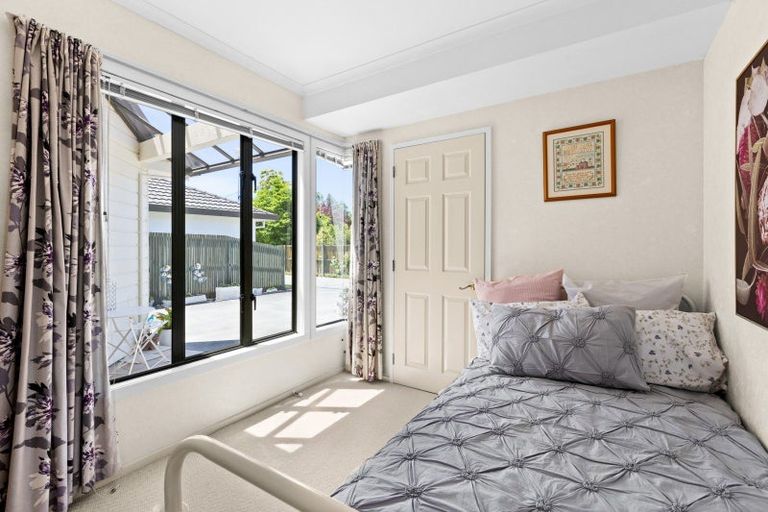 Photo of property in 2/38 Avondale Road, Taradale, Napier, 4112