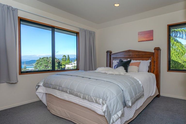 Photo of property in 5 Tirinui Crescent, Tairua, 3508