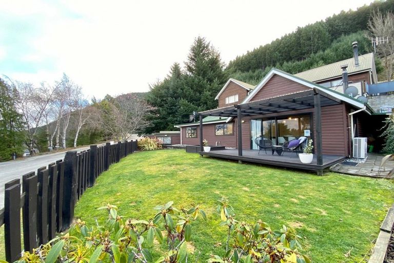 Photo of property in 29b Lochy Road, Fernhill, Queenstown, 9300
