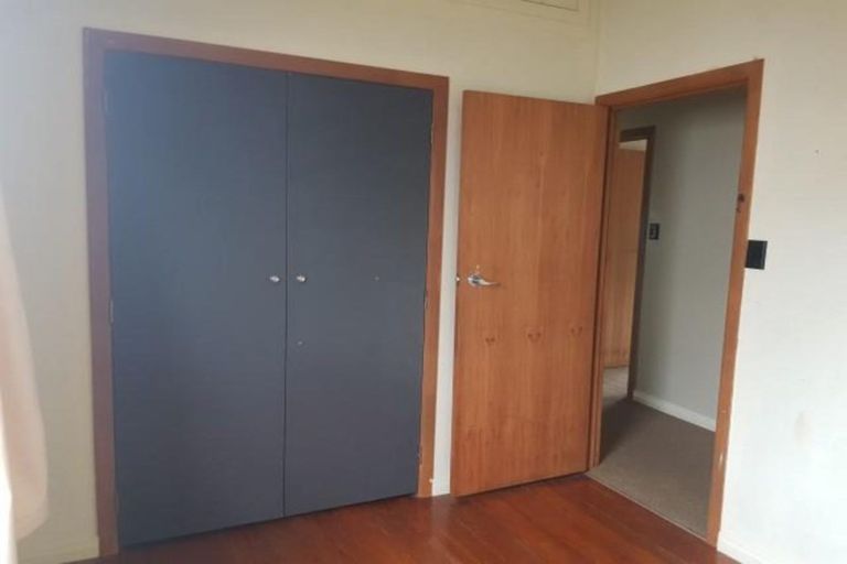 Photo of property in 28 Bulteel Street, New Plymouth, 4310