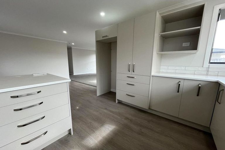 Photo of property in 4 Trafalgar Street, Levin, 5510
