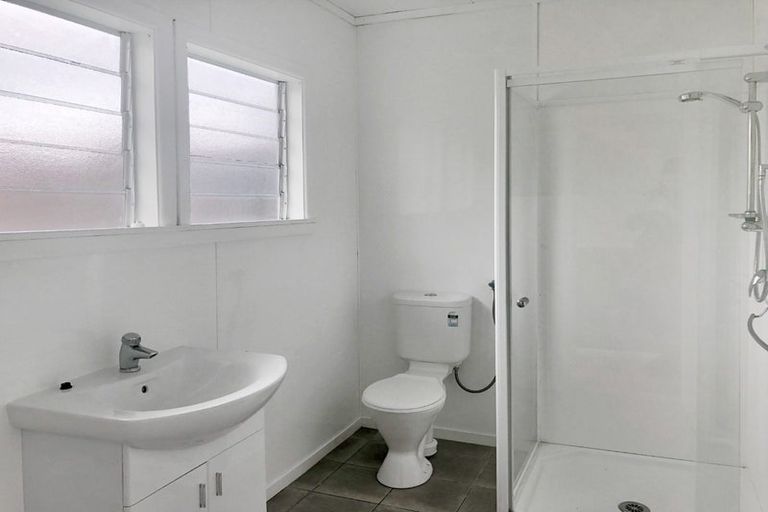 Photo of property in 46 Rangiora Street, Castlecliff, Wanganui, 4501