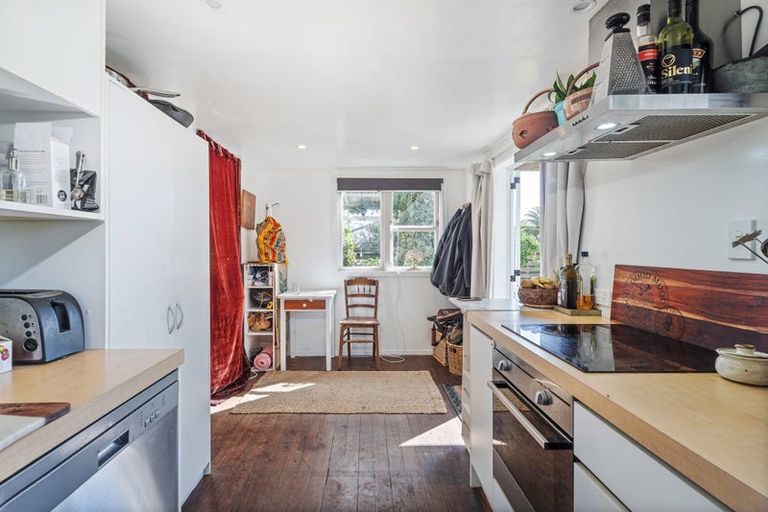 Photo of property in 201 Cook Drive, Whitianga, 3510