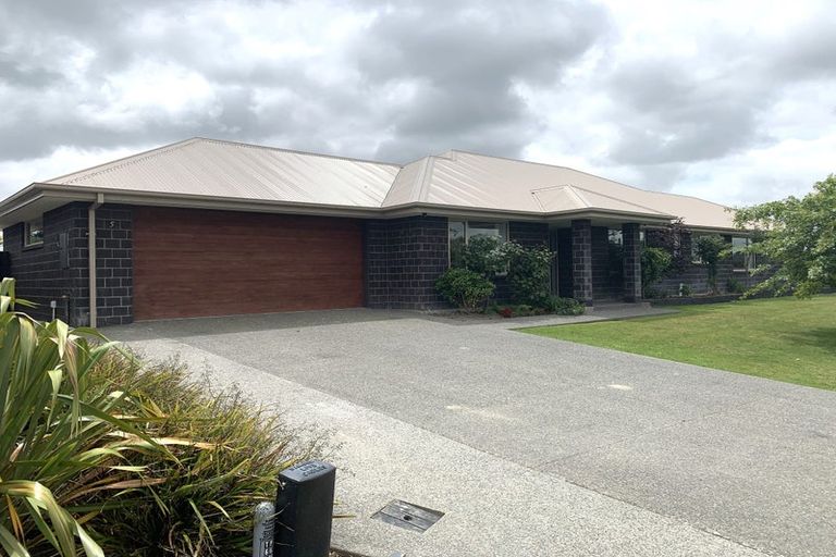 Photo of property in 5 Saint Andrews Lane, Kirwee, Darfield, 7571