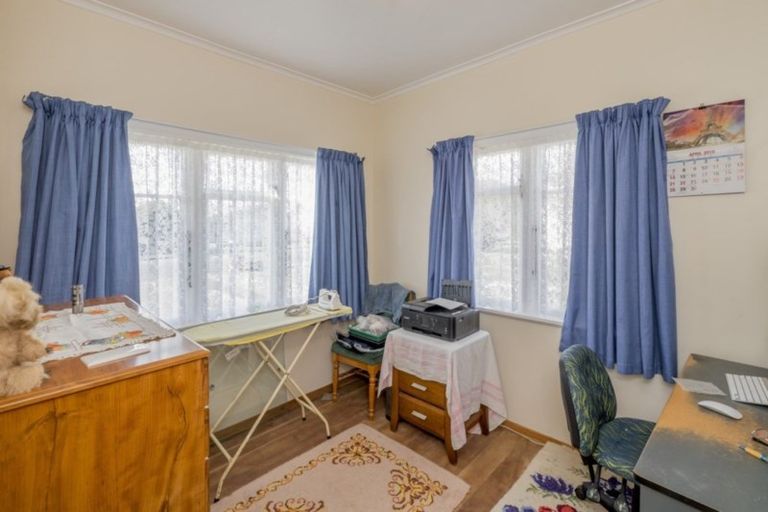 Photo of property in 9 Worcester Street, Levin, 5510