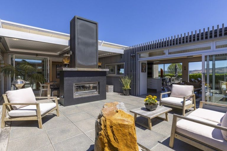 Photo of property in 12 Kurapoto Lane, Rainbow Point, Taupo, 3330