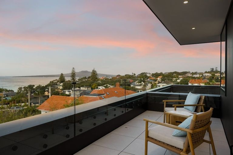 Photo of property in 17a Ewen Street, Hauraki, Auckland, 0622