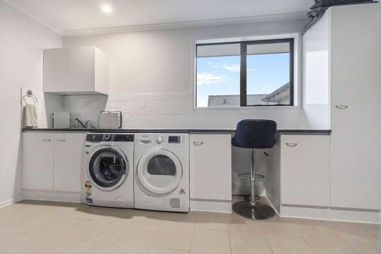 Photo of property in 6 Blacklock Road, Pyes Pa, Tauranga, 3112