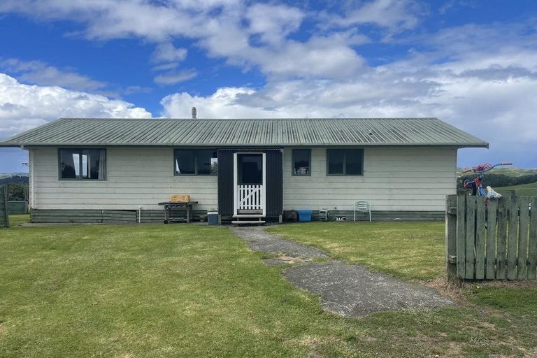 Photo of property in 81 Longs Road, Hikurangi, 0181