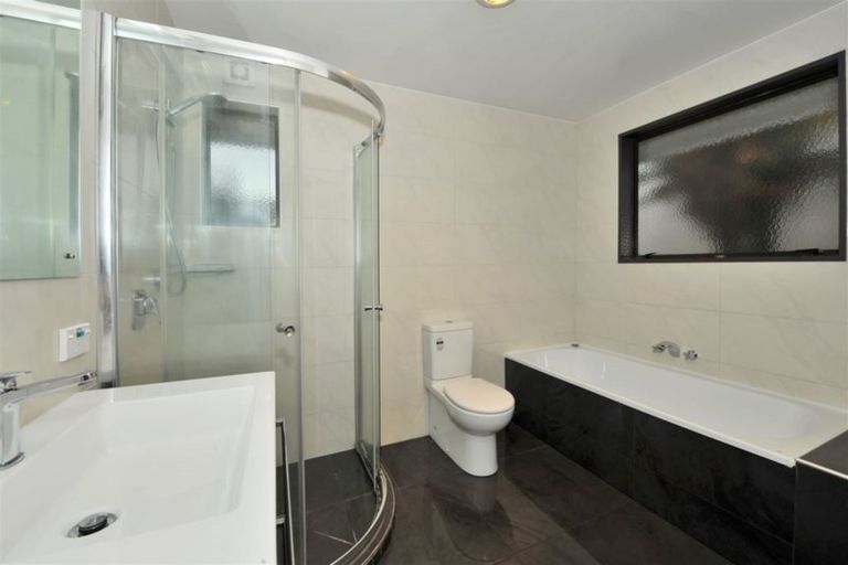 Photo of property in 1/54a Aorangi Road, Bryndwr, Christchurch, 8053