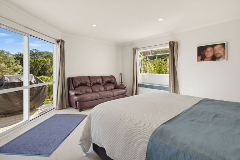 Photo of property in 9 Ohuka Place, Whitianga, 3510