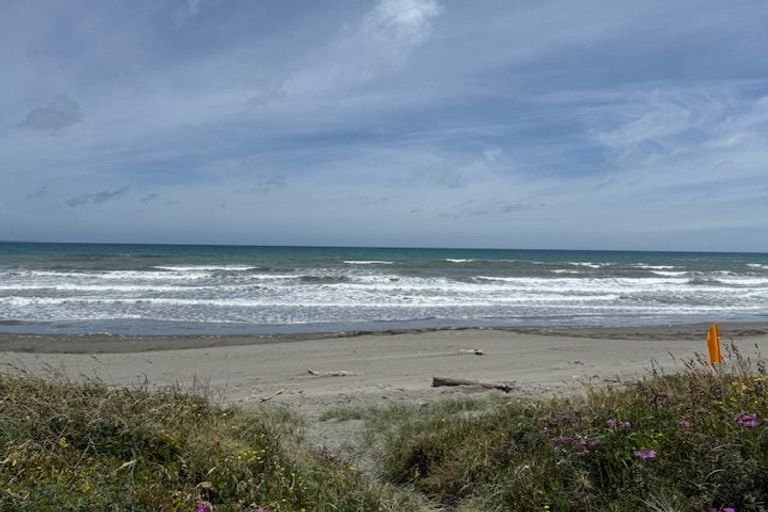 Photo of property in 144a Paetawa Road, Peka Peka, Waikanae, 5391