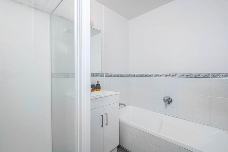 Photo of property in 90a Homebush Road, Khandallah, Wellington, 6035