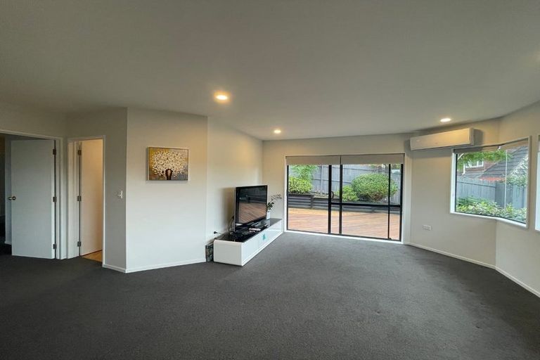 Photo of property in 30b Britannia Place, Half Moon Bay, Auckland, 2012