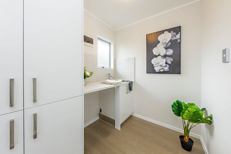 Photo of property in 4 Kepler Place, Clover Park, Auckland, 2019