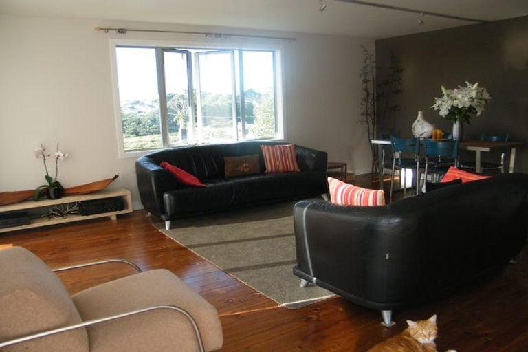 Photo of property in 50a Aramoana Avenue, Devonport, Auckland, 0624