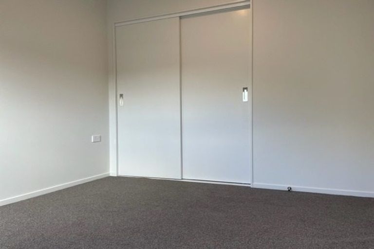 Photo of property in 202/28c Eileen Newey Place, Henderson, Auckland, 0612
